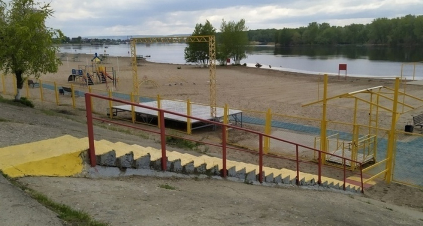 Купальный сезон на Энгельсском пляже завершен