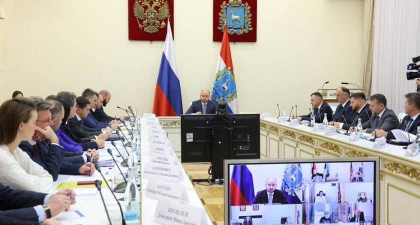 В Самарской области сократят треть чиновников-руководителей