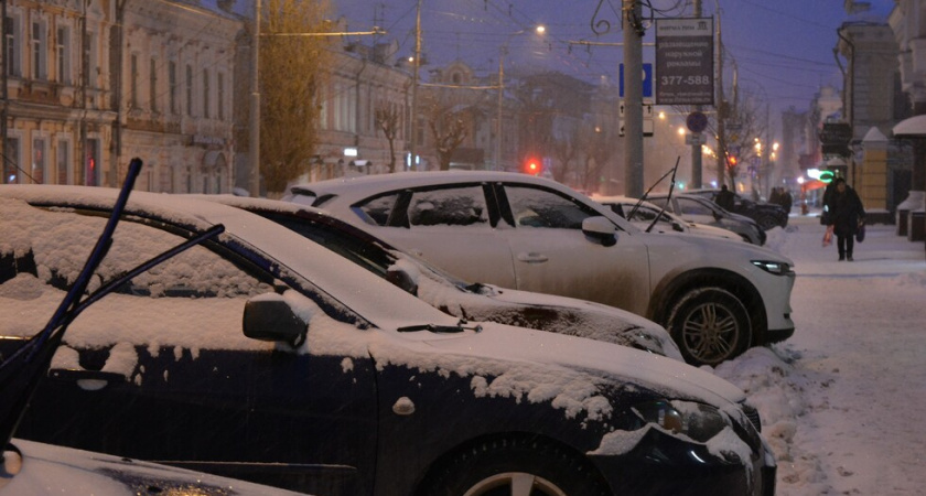 УФАС отменила торги по платным парковкам в Саратове из-за жалоб