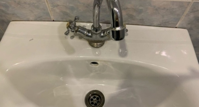 В Саратове до вечера отключили воду на нескольких улицах