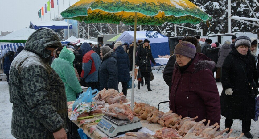 На Театральной площади Саратова пройдет ярмарка с продуктами по ценам производителей