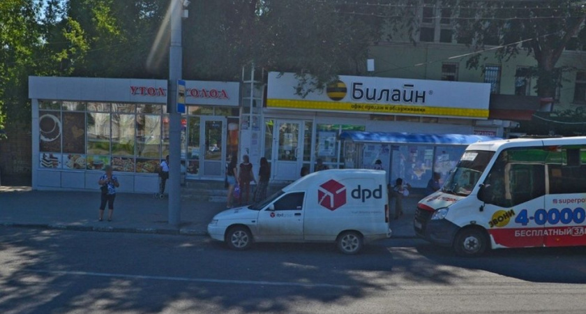 В Саратове снесли первый ларёк у вокзала в рамках реконструкции площади