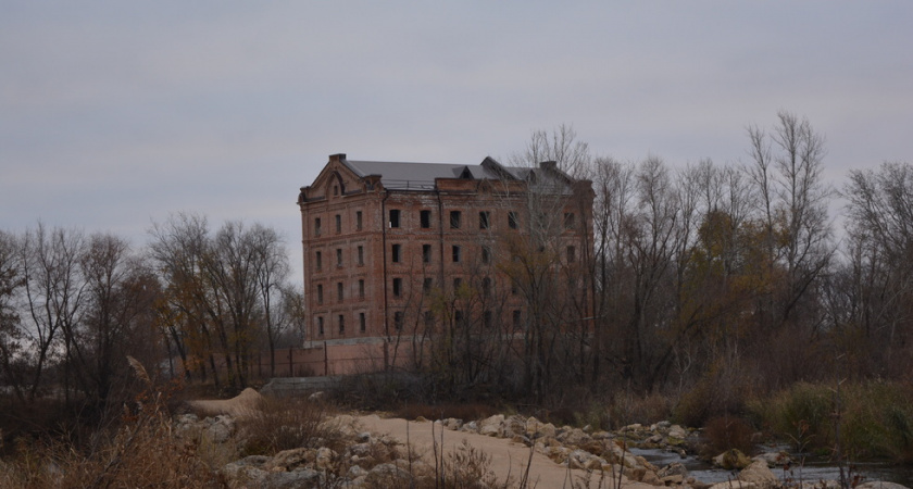 В Саратовской области восемь исторических зданий станут памятниками культуры