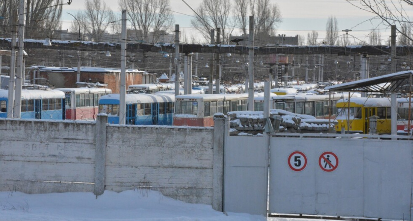 В Саратове закупят эвакуатор трамваев за 23 миллиона рублей