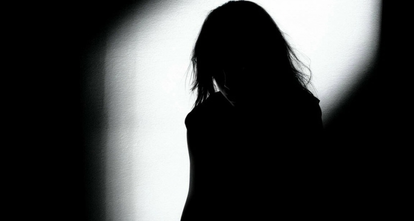 14-летняя девочка в суде попросила снять запрет на выезд за границу