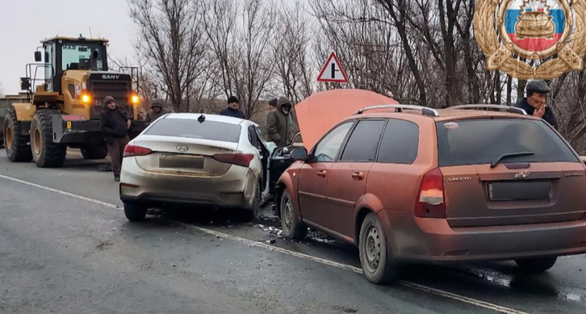 Четыре человека пострадали в ДТП за день в Саратовской области