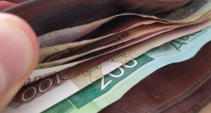 Жительница Ершовского района получила 150 тысяч рублей за ДТП с нелегальным водителем