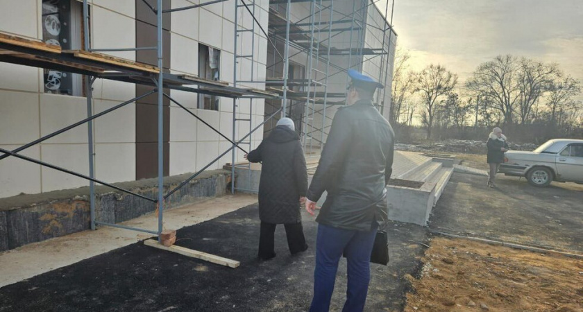 Прокуратура выявила срыв сроков ремонта Дома культуры в селе Михайловка