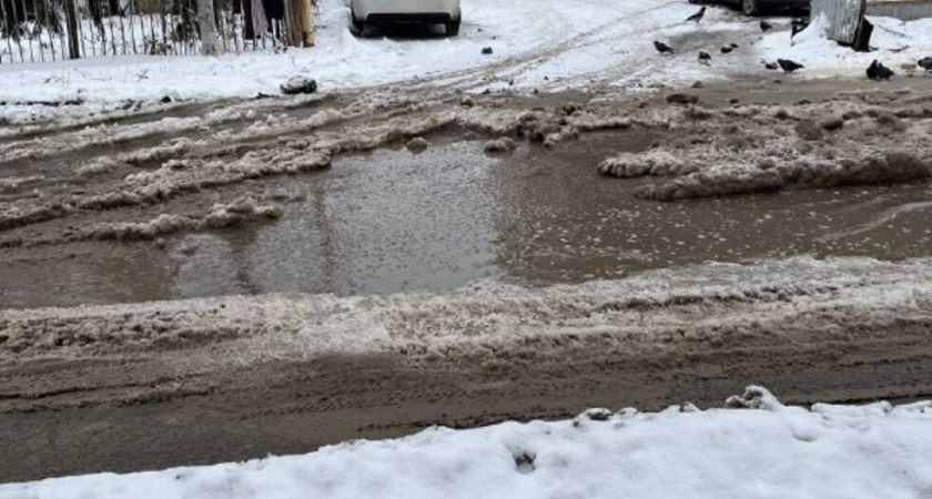Саратовцы пожаловались врио мэра на неубранный снег и потопы на улицах