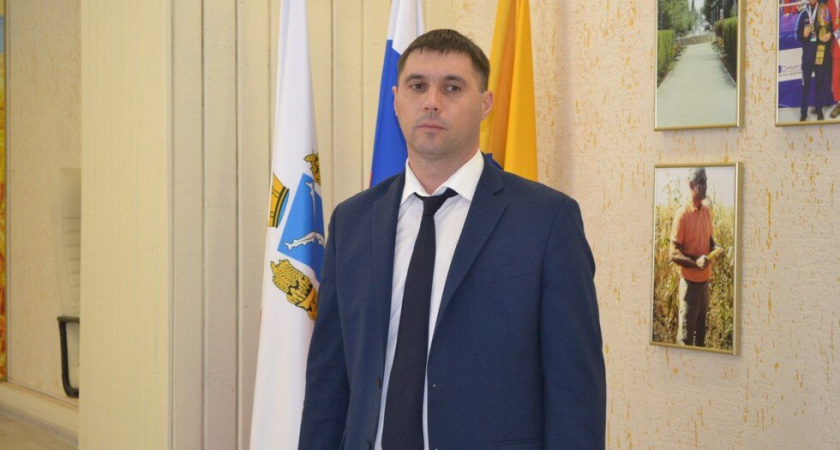 Антон Бугаев стал врио главы Ровенского района