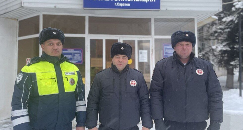 В Саратове полицейские спасли мужчину с приступом эпилепсии