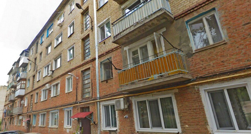 В Энгельсе изымут аварийную пятиэтажку для расселения 112 жильцов