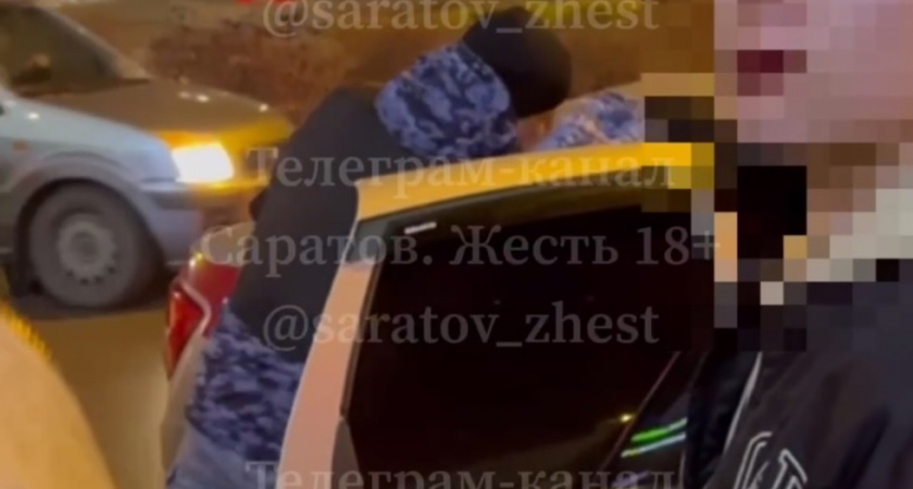 Пьяные подростки устроили дебош в саратовском торговом центре