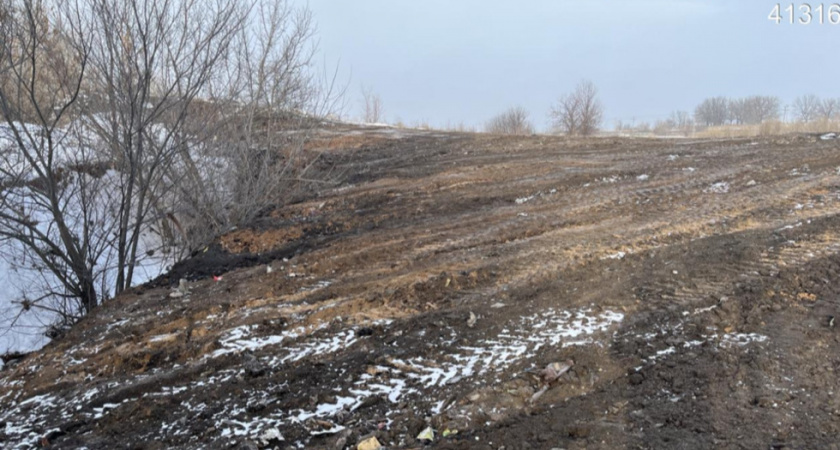 В Вольском районе ликвидировали крупную незаконную свалку