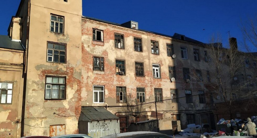 В Энгельсе изымают аварийный дом, показанный в скандальном сюжете Первого канала