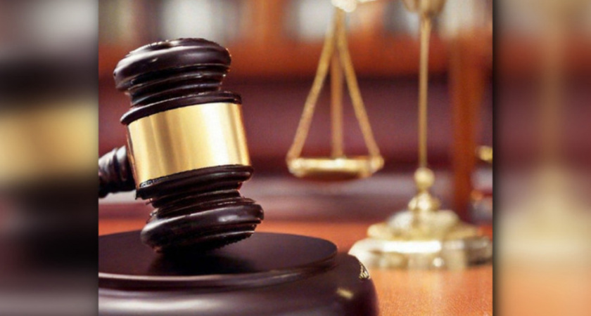 Директор фирмы пытался подкупить таможенника в Саратове