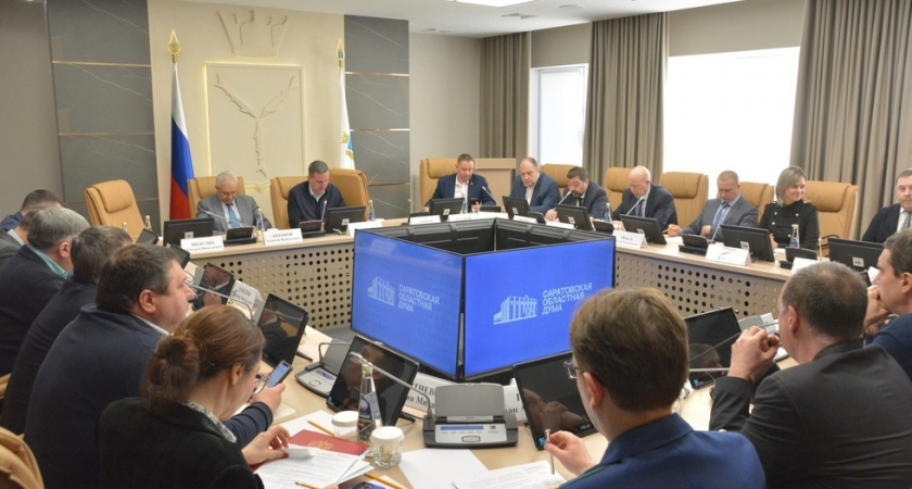 В Саратове признали ошибку при укладке плитки на Волжской: её толщина не соответствует нормам