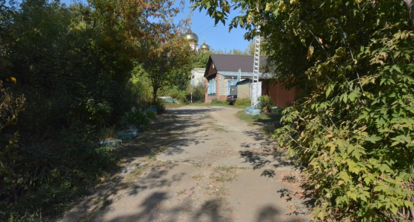 В центре Саратова построят новую трехполосную дорогу через Глебучев овраг