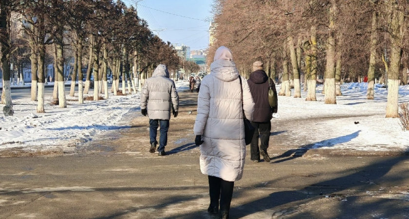 Разгневанные пенсионеры в шоке: мартовские выплаты будут меньше, чем в феврале