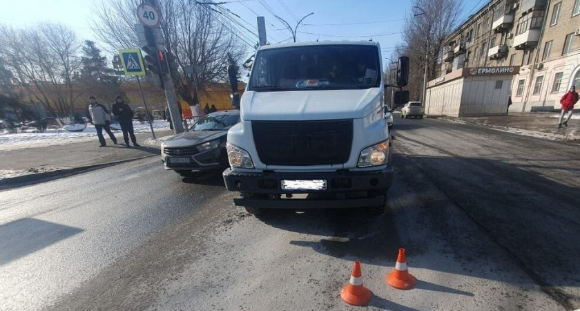 В Саратове грузовик сбил 10-летнего ребенка