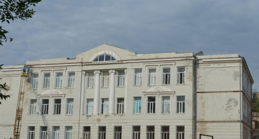 Три элитные школы Саратова перешли в областное подчинение