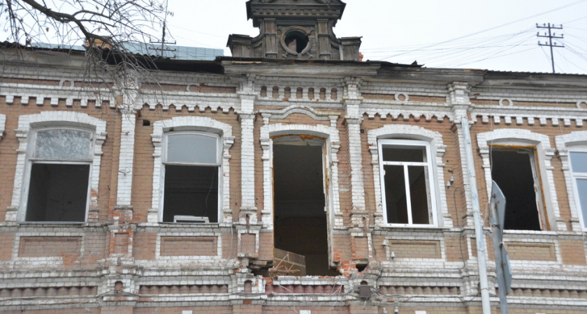 Пять исторических зданий в центре Саратова получили статус памятников культуры