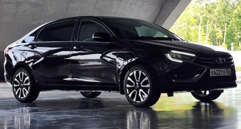 Саратовские чиновники закупают два новых седана Lada Aura за 5,7 млн рублей