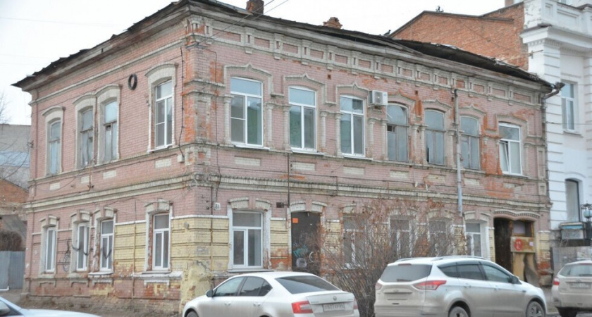 В Саратовской области семь исторических зданий получили охранный статус