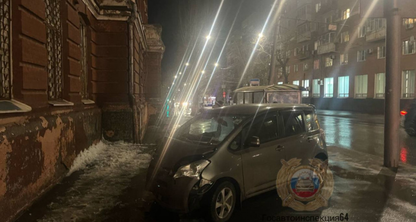 В Саратове и Энгельсе в двух ДТП пострадали водитель и пешеход