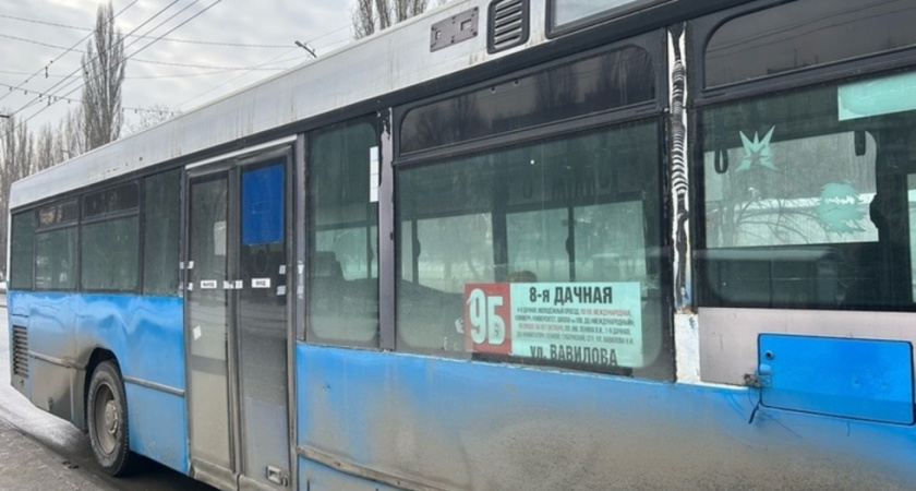 В Саратове запретят остановку и движение грузовиков на проспекте 50 лет Октября