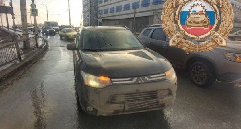 В Саратове два водителя сбили пешеходов на "зебре"