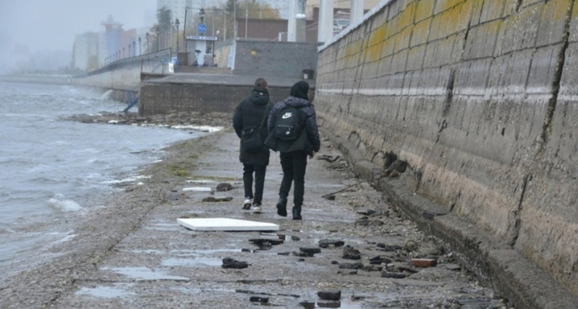 Паводок в Саратовской области: шесть населенных пунктов отрезаны от большой земли