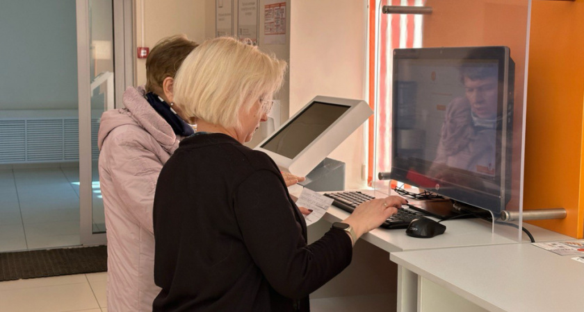 Более 90 саратовцев получили консультации руководства «ЭнергосбыТ Плюс» в День клиента