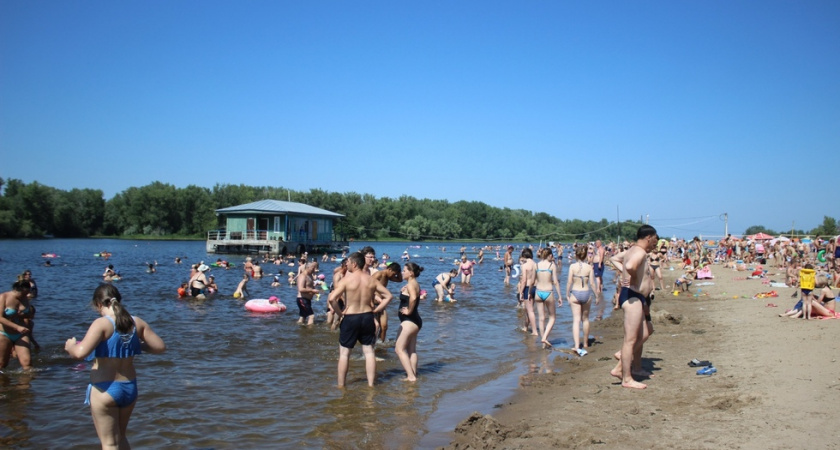 За охрану пляжа в Энгельсе заплатят 875 тысяч рублей