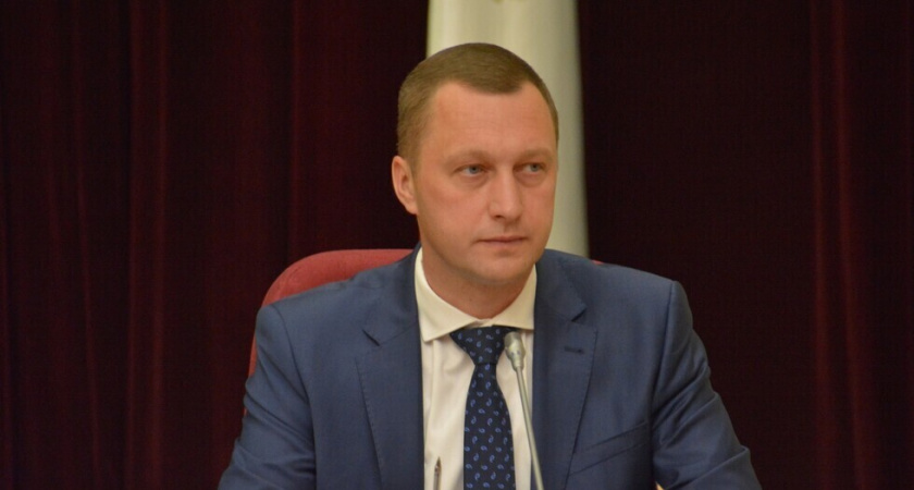 Губернатор Саратовской области раскритиковал глав районов за игнорирование кадровой программы в медицине
