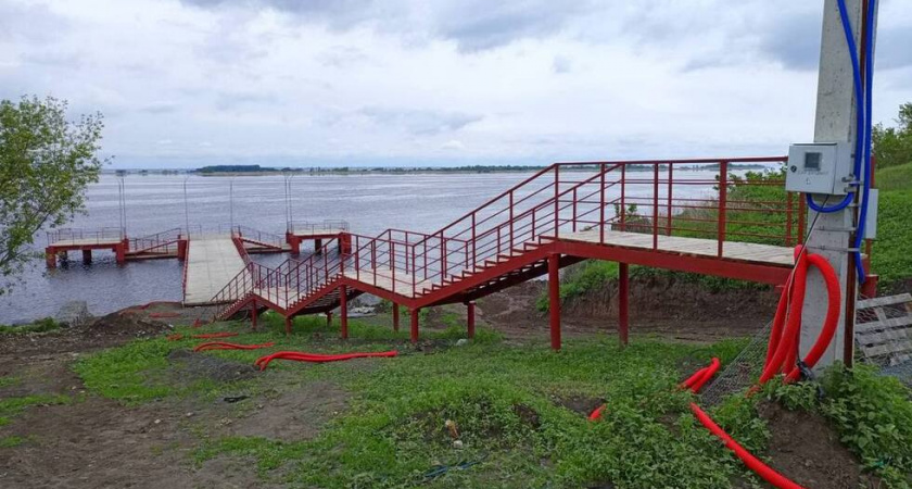Чиновники Саратова неубедительно оправдались за недостроенный причал в селе Синенькие