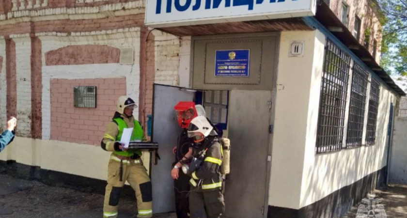 В Балтае прошли учения по эвакуации из здания дежурной части