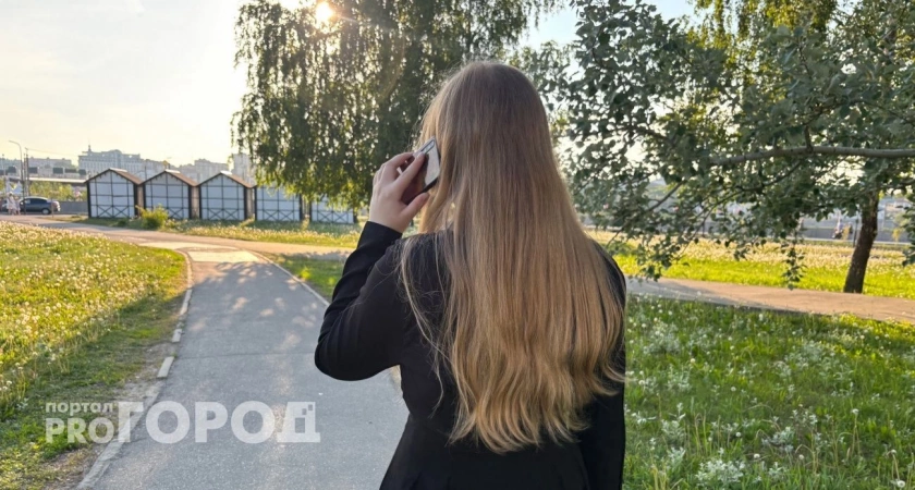 Ретроградный Меркурий влияет на судьбу: два знака зодиака столкнутся с переменами в карьере с 6 июня