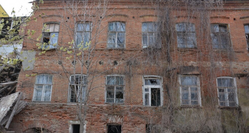 Усадьбу купца Баринова в Саратове обнесут забором за 378 тысяч рублей