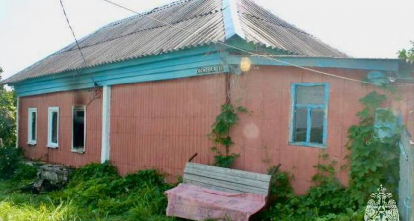 В Саратовской области мужчина погиб при пожаре в частном доме