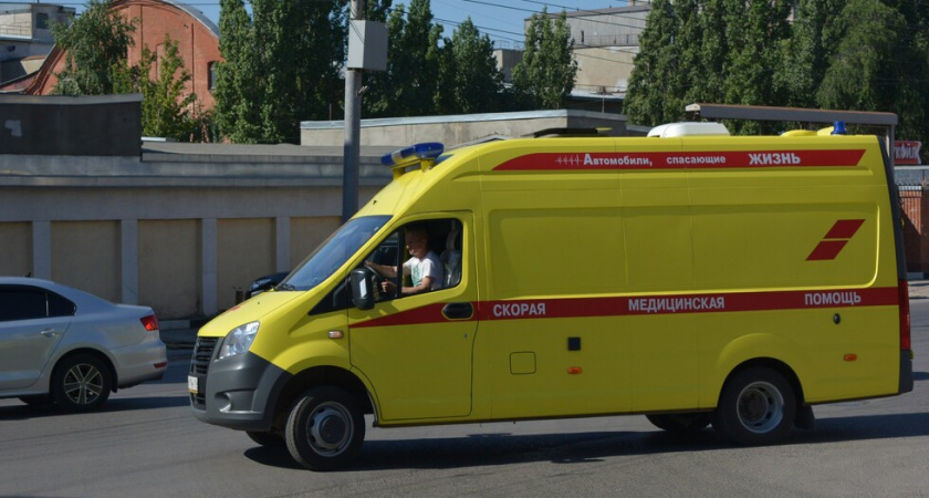 В Саратове девушка на электросамокате сбила ребёнка