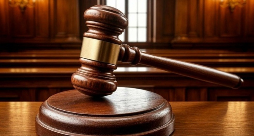 В Энгельсе двух мужчин осудили за угрозы члену Общественной палаты