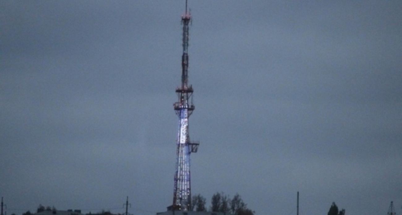 Телебашню в Саратове подсветят в День памяти и скорби