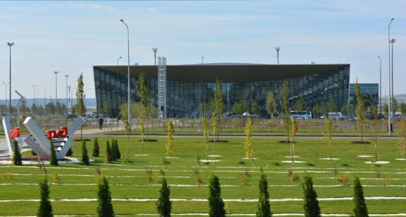 Трёх жительниц Саратова будут судить за поддельные медкнижки при трудоустройстве в аэропорт