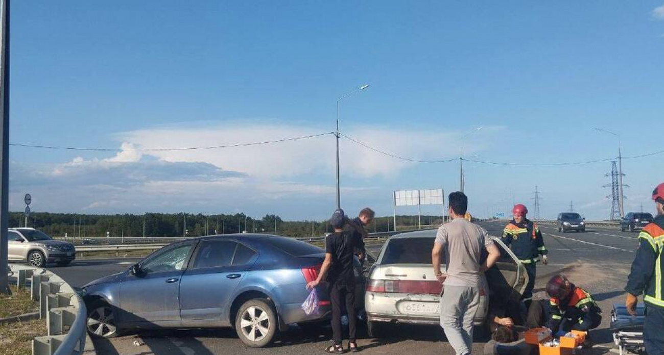 В Саратове в ДТП пострадали три человека