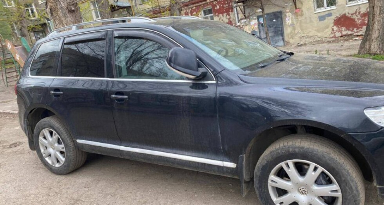 В Саратове у 46-летнего водителя конфисковали Volkswagen Touareg за езду под наркотиками
