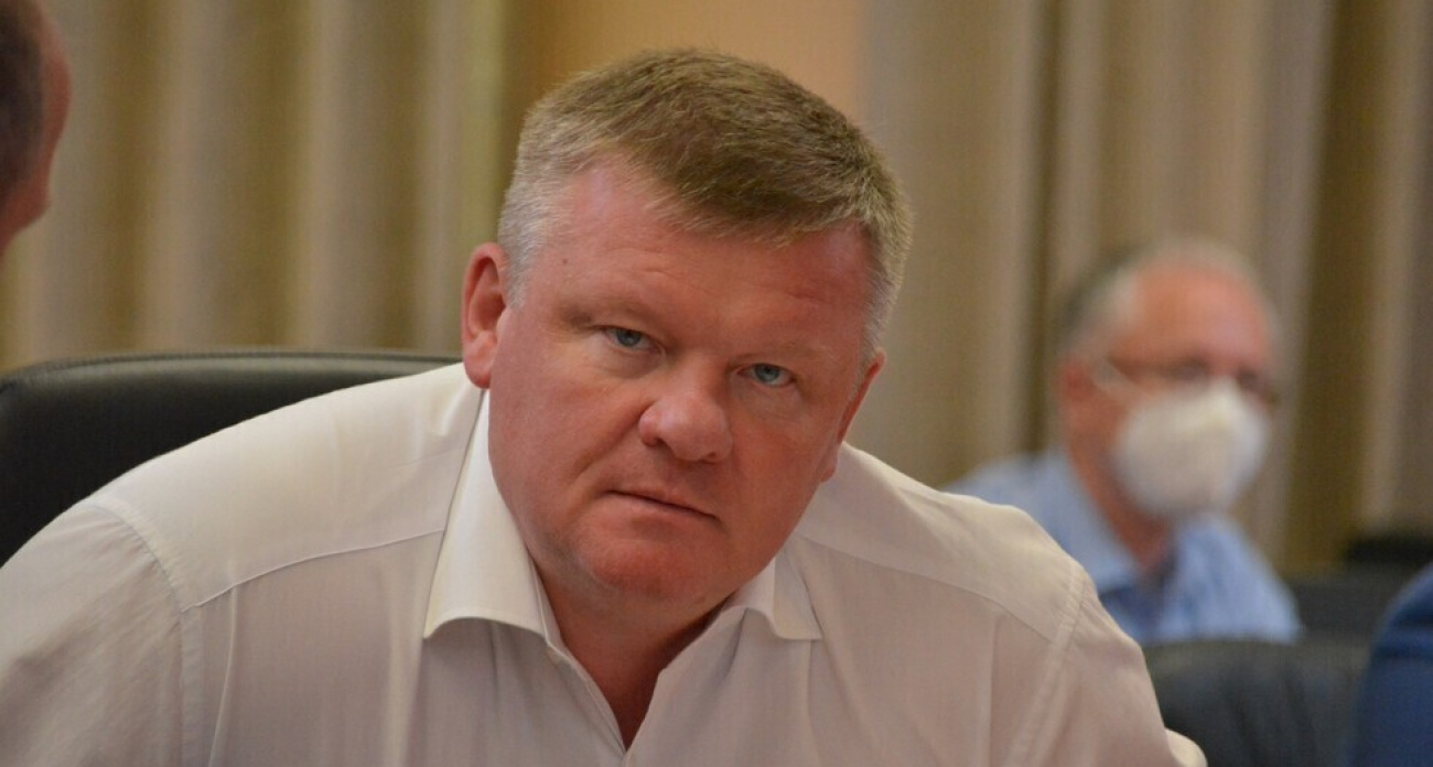 Мэр Саратова пообещал бесплатную воду в магазинах из-за жары до +39 градусов