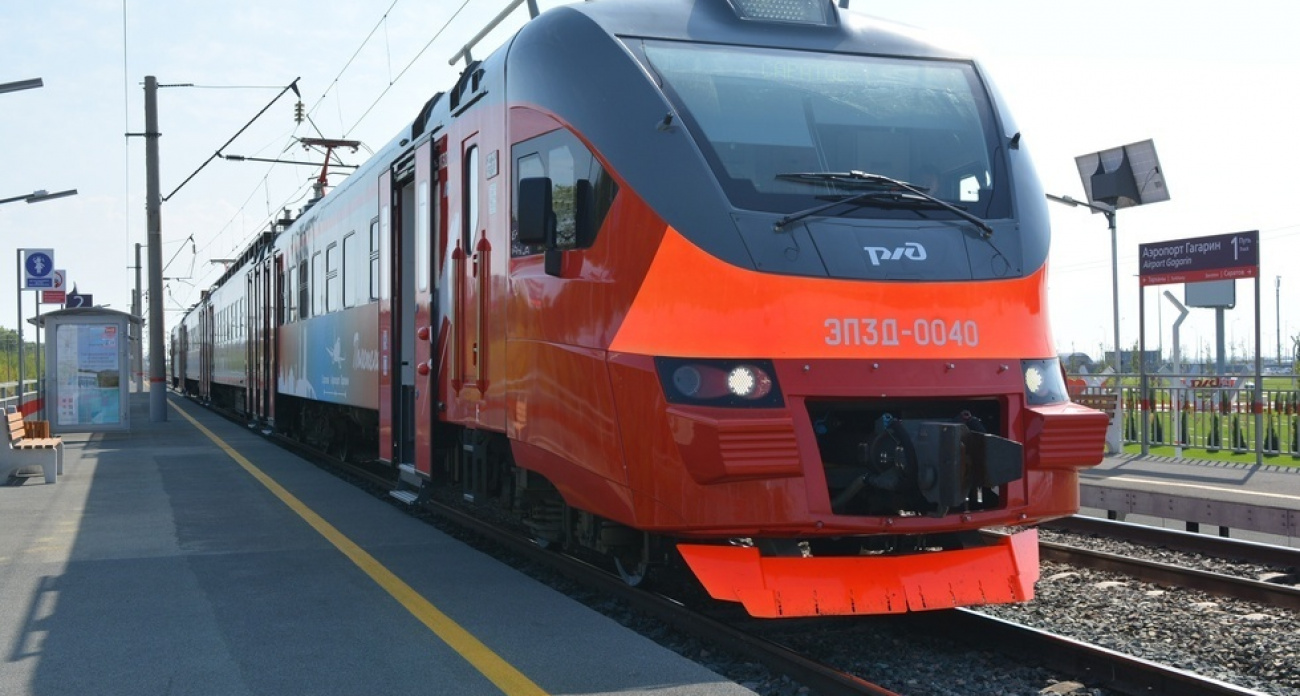 Саратов сократит автобусные маршруты ради 73 электричек: 30% пассажиров уже переключились