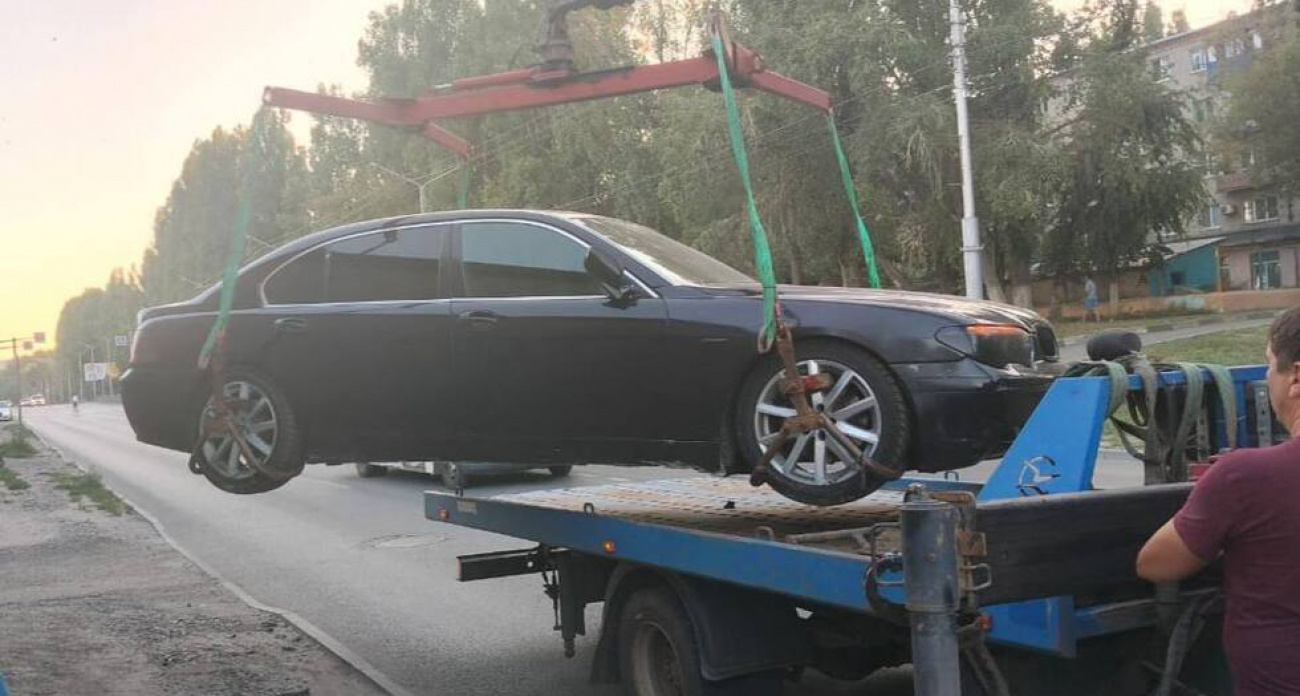 Саратовец накопил 110 тысяч рублей штрафов и может лишиться BMW из-за долга в 99 нарушениях