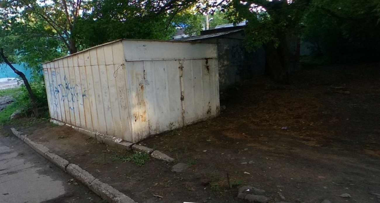 Власти Ленинского района дали 5 дней на демонтаж незаконных гаражей и контейнеров